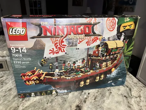 LEGO The LEGO Ninjago Movie Destiny's Bounty (70618) | 100% Complete Set
