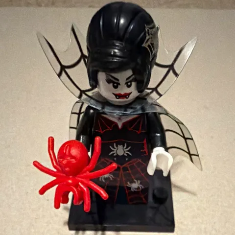 LEGO Minifigures Series 14 Monsters Spider Lady Minifigure w/ Spider