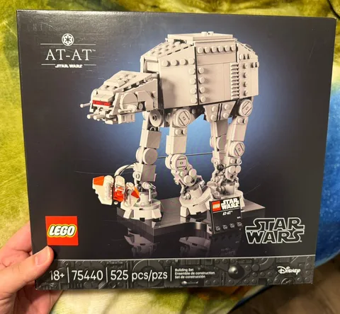 NEW IN BOX - LEGO Star Wars - AT-AT (75440)