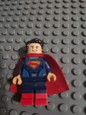 LEGO Minifigure - Superman (sh0220) Super Heroes Dawn of Justice 76046 Red Boots