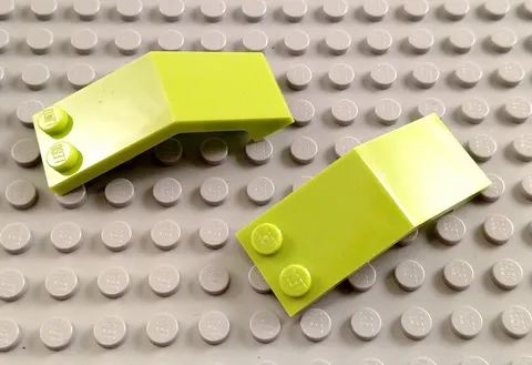 LEGO Lot of 2 Lime Green 5x2x1 2/3 Windscreen Pieces