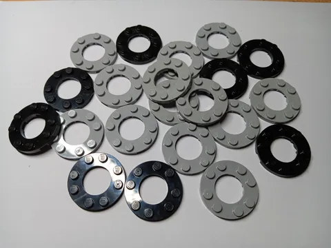 LEGO BULK LOT 21 LIGHT BLUISH GRAY & BLACK ROUND PLATE 4X4 WITH 2X2 HOLE #11833