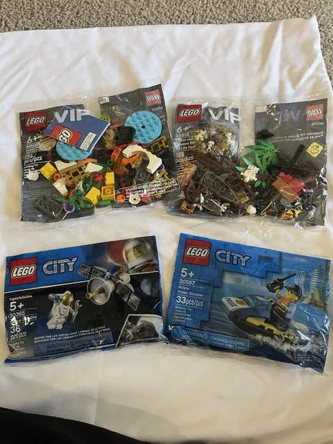 LEGO VIP Polybag Lot - Sealed.