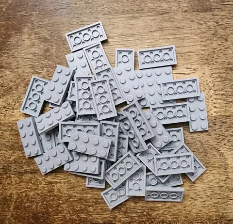 LEGO Light Bluish Gray Plate 2 X 4 QTY 50 Part No. 3020. New