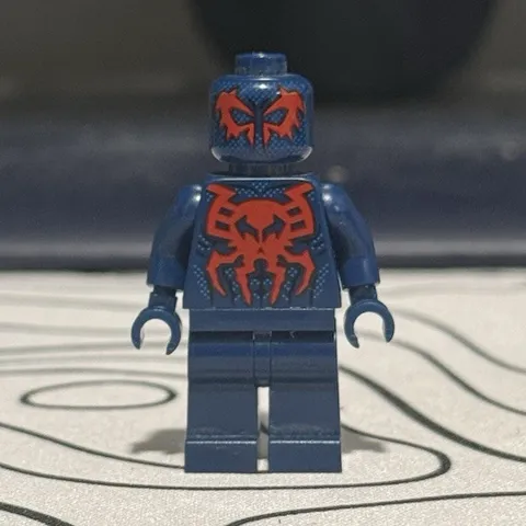LEGO Marvel Spider-Man 2099 Minifigure good condition