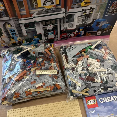 LEGO CREATOR: Corner Garage (10264) Used With Box