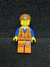 LEGO Minifigure Emmet Wide Smile & Piece of Resistance Movie 70810