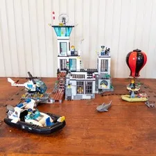 LEGO City Prison Island 60130, Complete Set with 8 Minifigures, No Box
