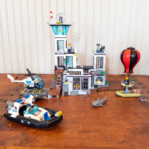 LEGO City Prison Island 60130, Complete Set with 8 Minifigures, No Box