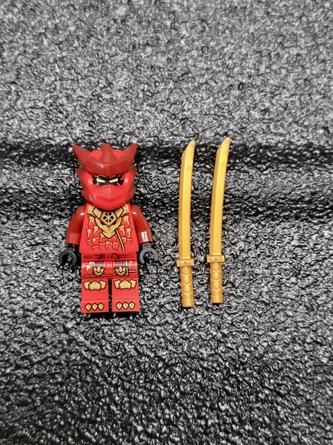 New LEGO Ninjago Kai Minifigure Dragons Rising njo1040 with Swords
