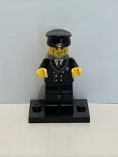Lego City Airport Pilot Minifigure air043 from 3181