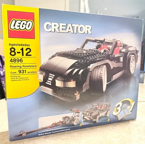 LEGO Creator: Roaring Roadsters 4896        3-in-1 931pcs New