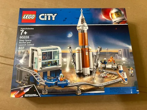 LEGO Deep Space Rocket and Launch Control 60228- Brand New In Factory Sealed Box