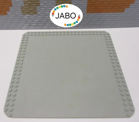 (R3/PB 10) LEGO 367 Plate 24x24 Vintage Light Gray with Edge Studs Set 8094