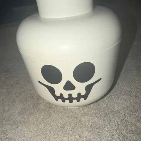 LEGO White Skull Minifigure Head Storage Container, Stackable