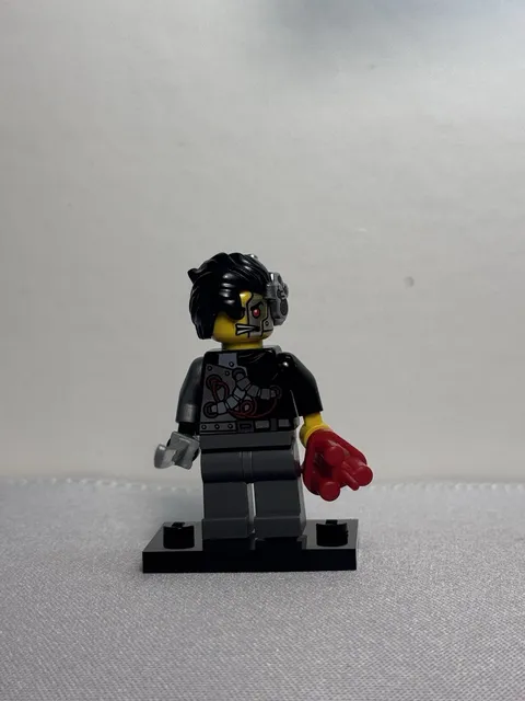 LEGO NINJAGO REBOOTED Cyrus Borg (OverBorg) Minifigure 70722 njo088 