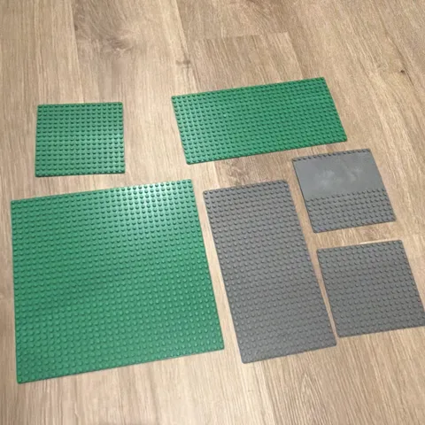 LEGO Baseplate Building Plates Lot 6 Pieces Green Gray Plastic