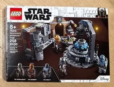 LEGO Star Wars The Armorer's Mandalorian Forge 75319 Set 258pcs Mandalorian