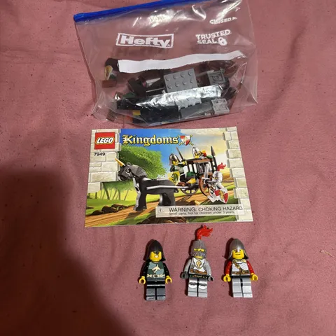 LEGO 7949 Kingdoms Prison Carriage Rescue Complete With Instructions