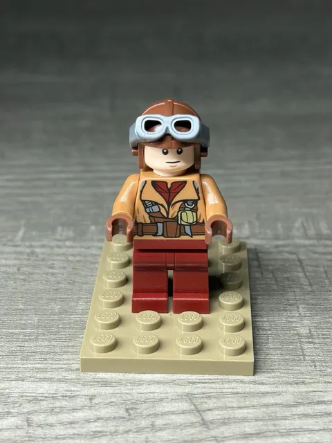 LEGO Star Wars Naboo Fighter Pilot Minifigure 75092 sw0641
