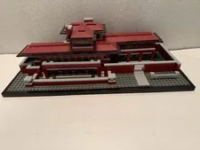 LEGO Architecture, Robie House, Set 21010 Complete No Box or Instructions