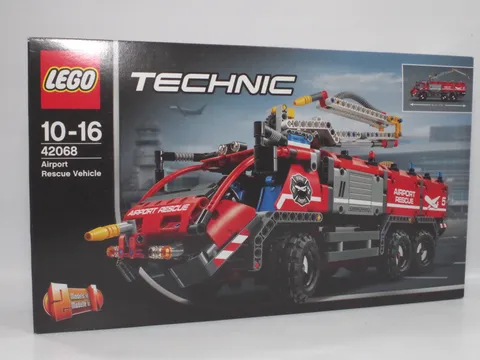 LEGO 42068 Technic Airport Rescue Vehicle 2017 Technic Sealed  Box Set