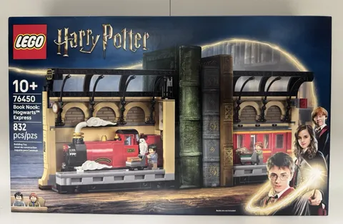 LEGO Harry Potter Book Nook Hogwarts Express 76450 832 pcs Stand Box 10+