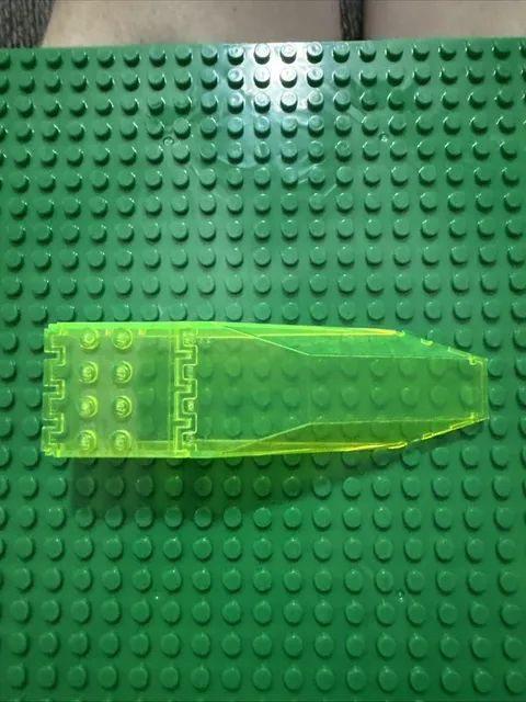 Lego 2507 Trans-Neon Green Windscreen 10 x 4 x 2 1/3 Canopy