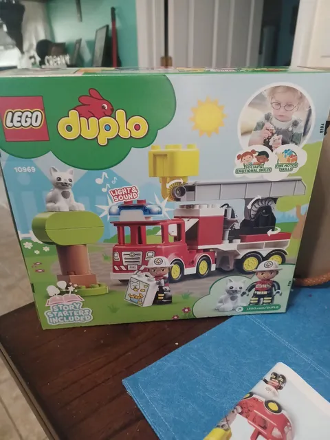Lego Dupli 10969 Firetruck And Cat In Tree Missing 2 Pieces Sound And Wench