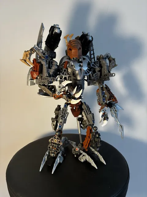Lego Bionicle Custom MOC #2 Rohrdak The Bounty Hunter