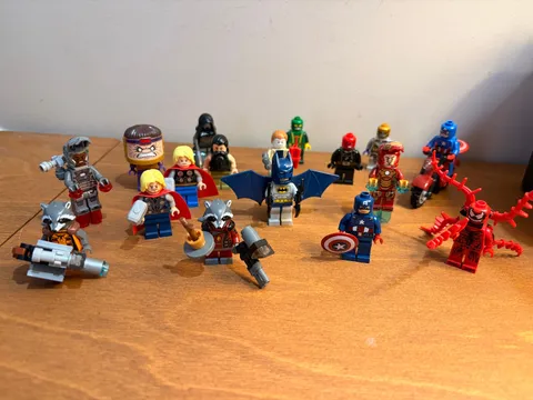 LEGO Marvel Superhero Minifigure Lot & Batman - Heroes & Villains - Good Cond.