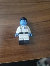 LEGO Star Wars Grand Admiral Thrawn Minifigure SW1356