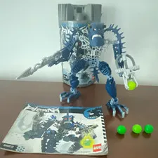 LEGO BIONICLE Piraka Vezok 8902 Complete Set Canister + Instructions