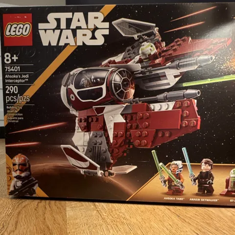 LEGO Ahsoka's Jedi Interceptor 75401 Star Wars 290 pcs Factory Sealed