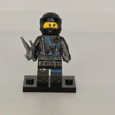 Lego Ninjago Minifigure Nya Hunted 70651 njo475 Preowned Sai Minifigure Used