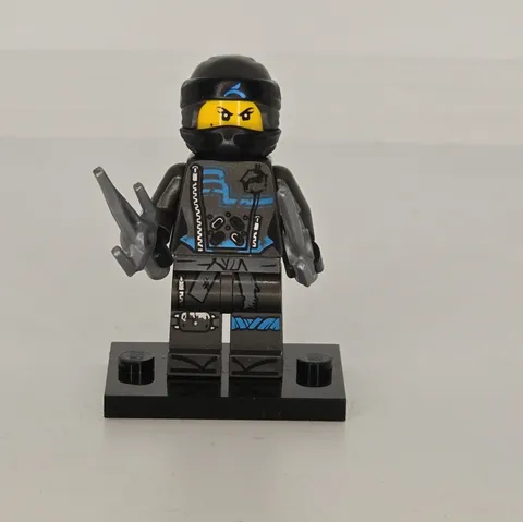 Lego Ninjago Minifigure Nya Hunted 70651 njo475 Preowned Sai Minifigure Used