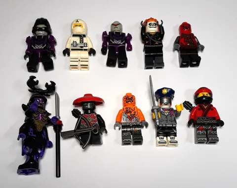 LEGO Ninjago Minifigure Lot (10) – Ninjas, Villains & Warriors – Mixed Set