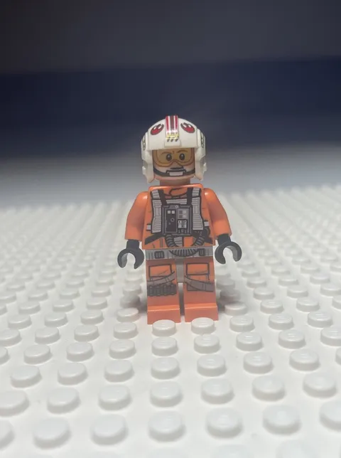 LEGO® Luke Skywalker Pilot Minifigure sw0569 Star Wars™ Rebel Pilot 75049