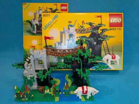 LEGO Castle: Forestmen's Crossing (6071) Complete W/ Box & Manual Mint!