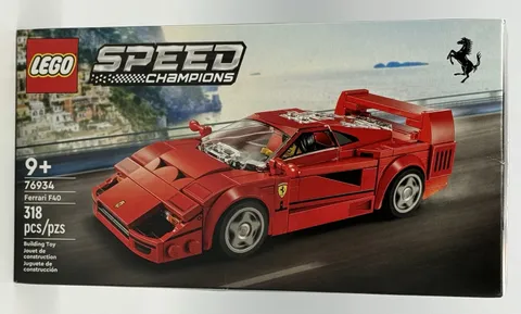 LEGO Speed Champions Ferrari F40 Supercar (76934) 40th Anniversary Set 318 Piece