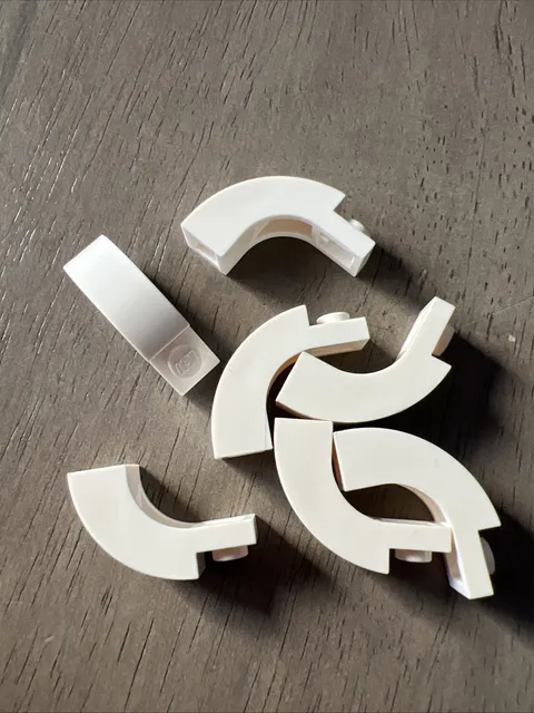 LEGO 6005 White Arch 1 x 3 x 2 Curved Top 7 Pieces