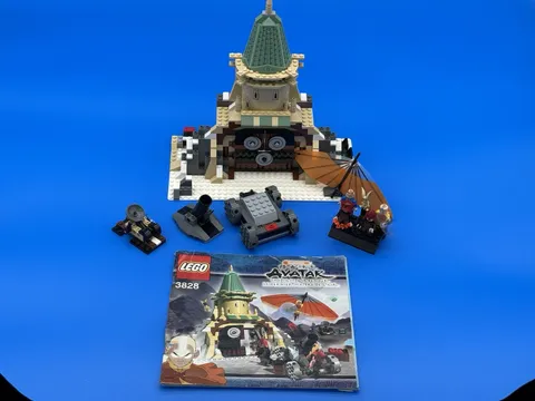 LEGO Avatar: The Last Airbender 3828 Air Temple 400pcs Complete w/ Manual