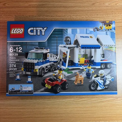 LEGO CITY: Mobile Command Center (60139)
