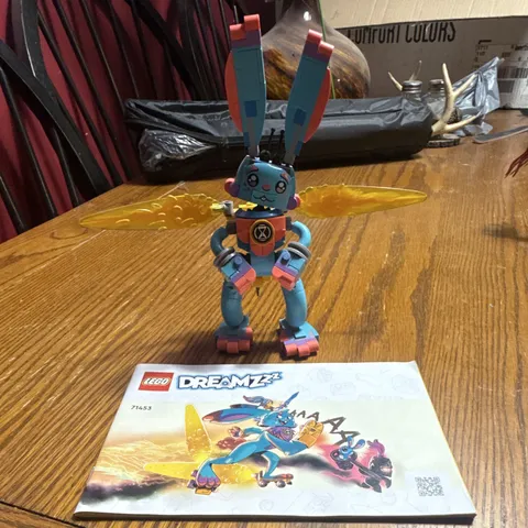 LEGO Izzie and Bunchu the Bunny (71453)