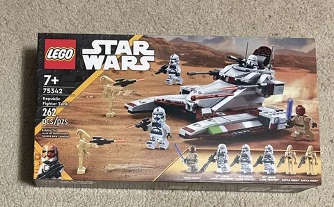 LEGO Star Wars: Republic Fighter Tank (75342) New And Sealed