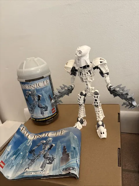 LEGO BIONICLE: Nuju (8606)