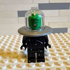 LEGO Space Alien Minifigure Green Head Dome Helmet Black Suit Saucer