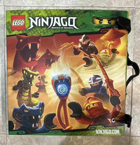 LEGO Ninjago Masters of Spinjitzu Carry Case 2012 Amazing Shape Extremely Rare