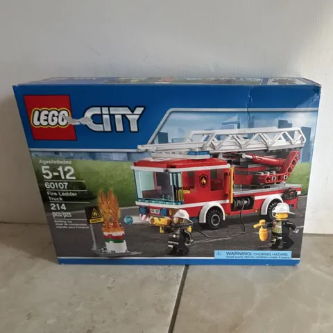 LEGO City 60107 Fire Ladder Truck Firefighter Vehicle Set 214 pcs With Box