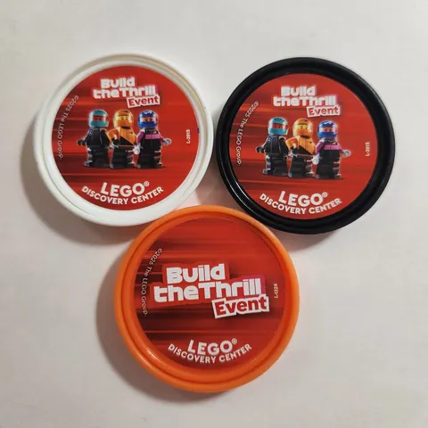 Legoland Discovery Center Pop Badge Build Thrill Event Lot of 3 Orng White Black